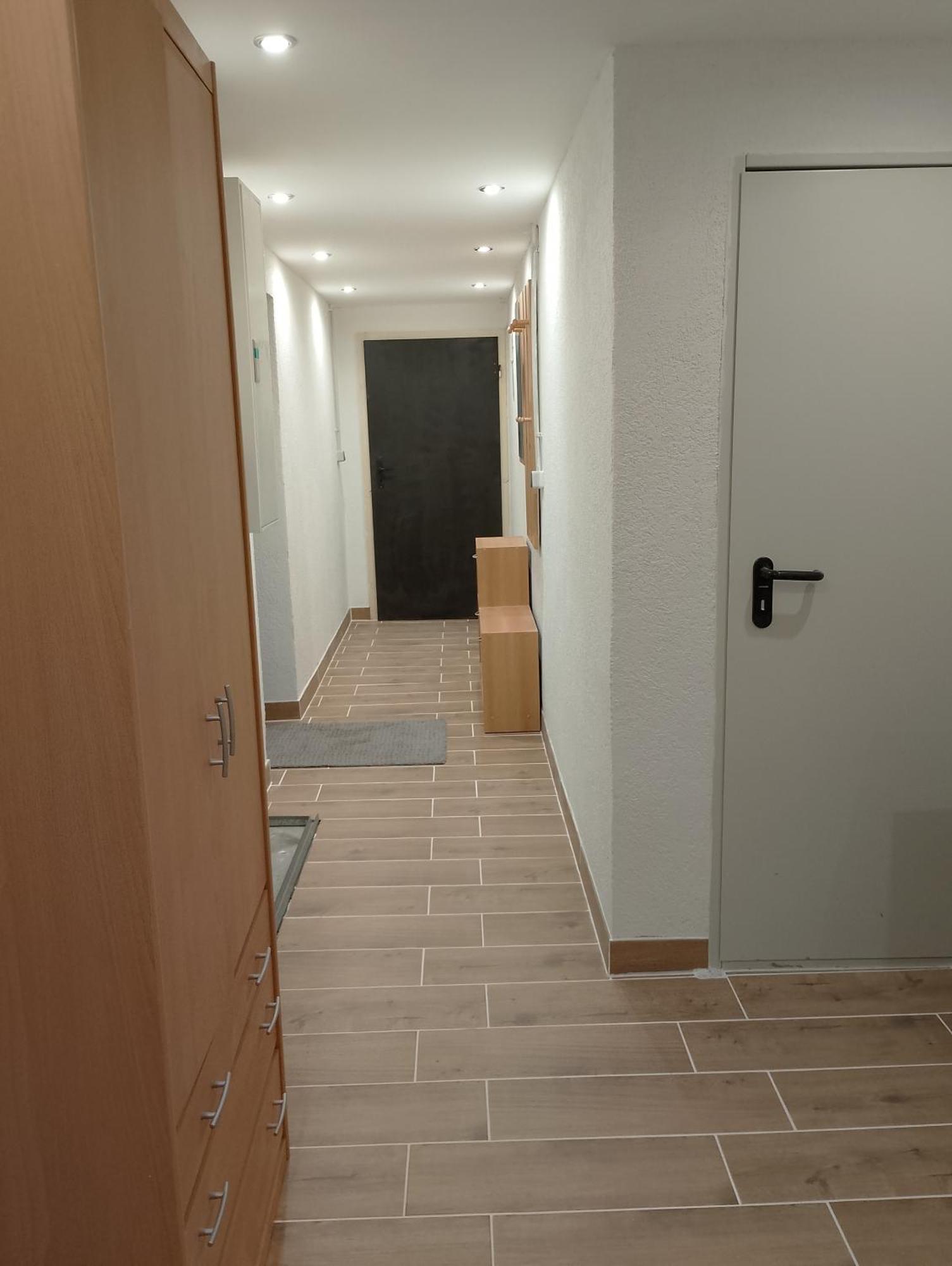 Helles Doppelzimmer Im Untergeschoss Mit Bad Im Gruenen Nahe Potsdam Michendorf